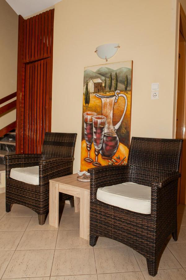 Hotel Loula Rooms And Apartments Камена-Вурла Экстерьер фото