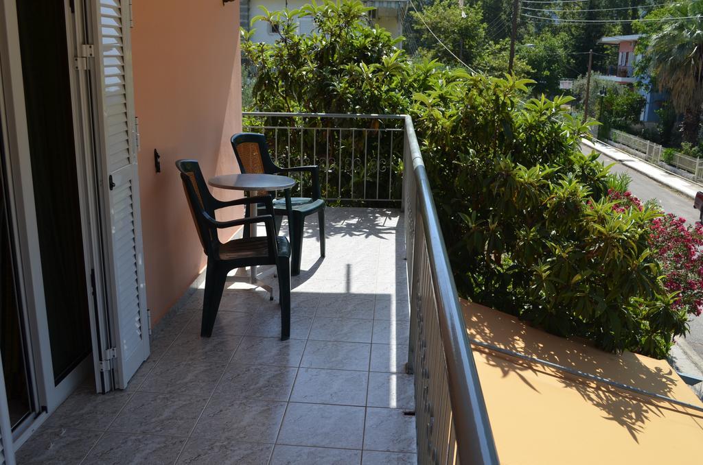 Hotel Loula Rooms And Apartments Камена-Вурла Номер фото